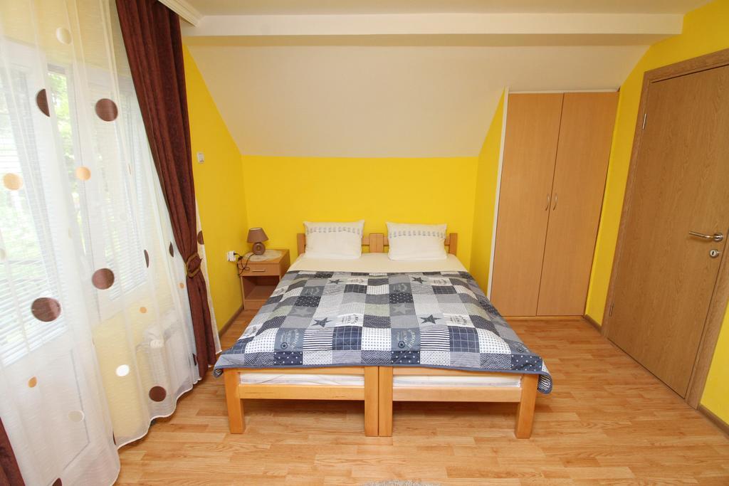 Apartments Junior ซลาตีบอร์ ภายนอก รูปภาพ