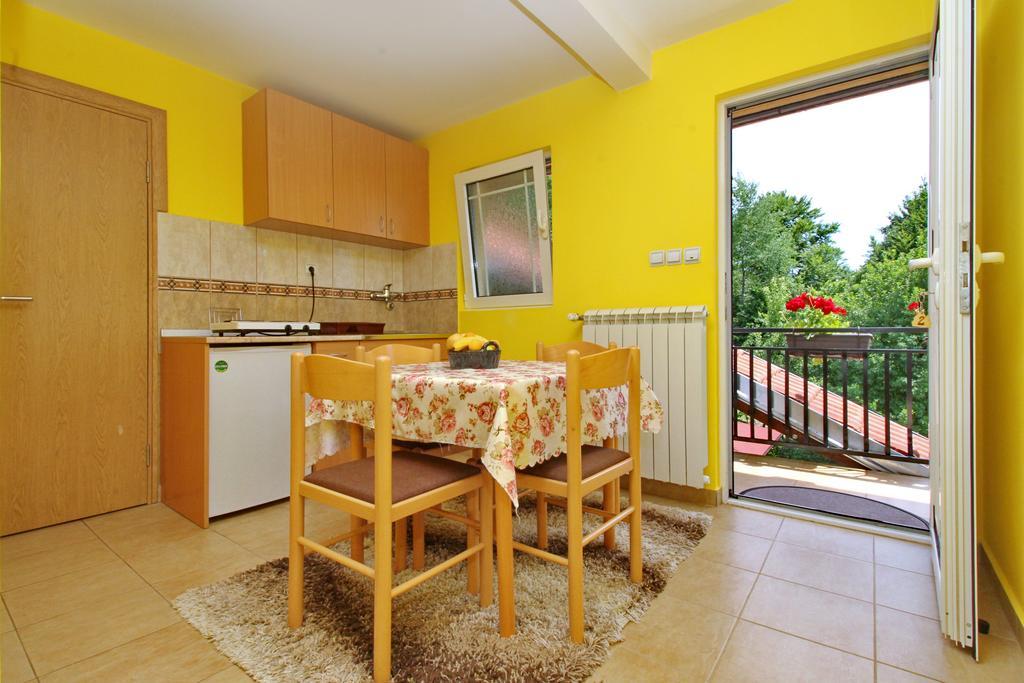Apartments Junior ซลาตีบอร์ ภายนอก รูปภาพ