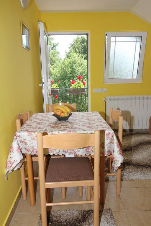 Apartments Junior ซลาตีบอร์ ภายนอก รูปภาพ